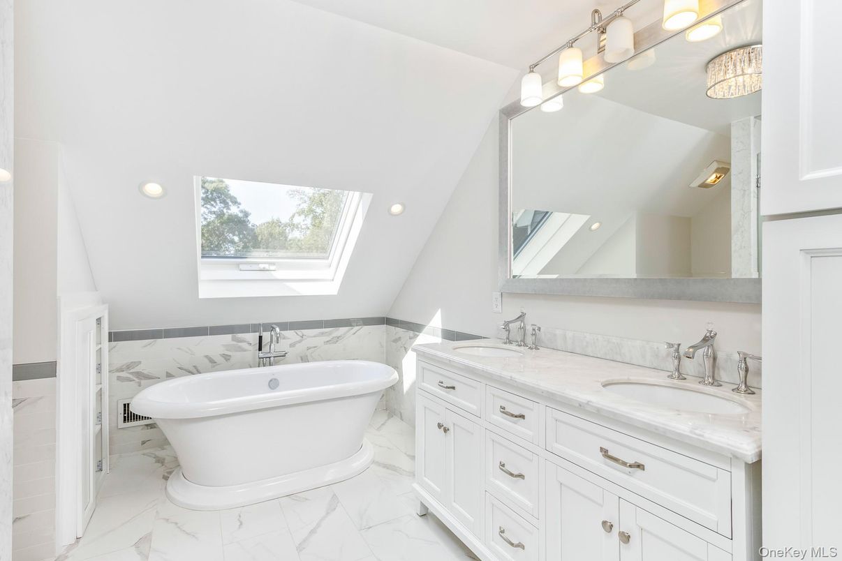 Bathroom, Dual Sink Vanities, Free Standing Baths, Interior, Marble, Recessed Lighting