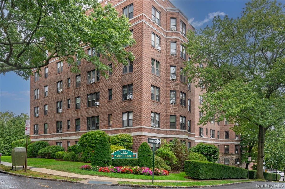 Exterior, Facade, Brick Facade, Condo Building