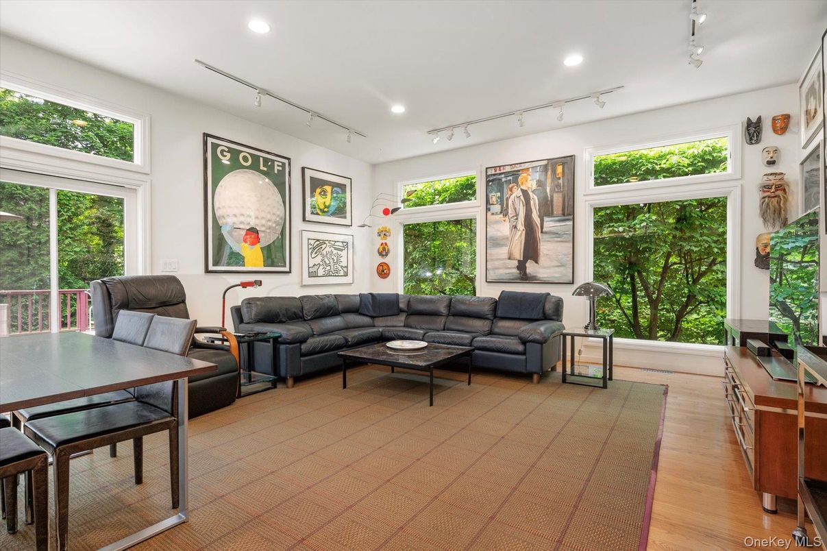 Dining room, Interior, Living room, Recessed Lighting, Wood Texture Flooring