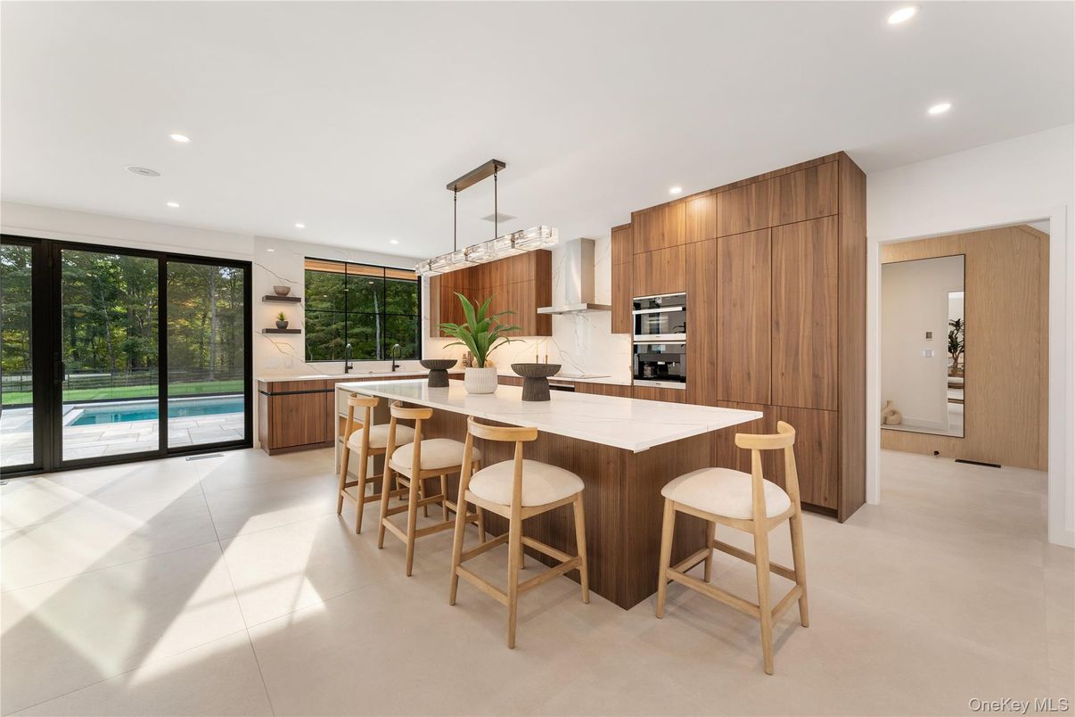 Interior, Kitchen, Pendant Lights, Recessed Lighting, Stainless Steel Appliances