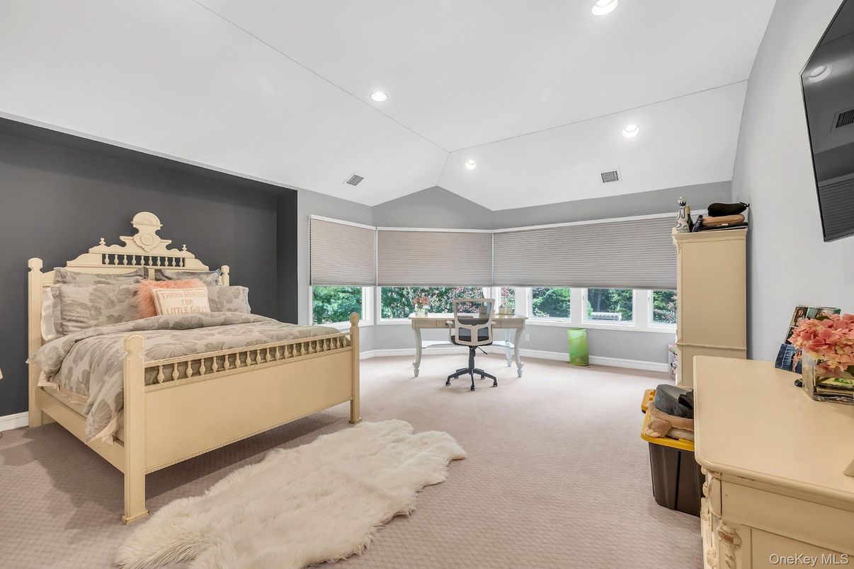 Bedroom, Home Office, Interior, Recessed Lighting