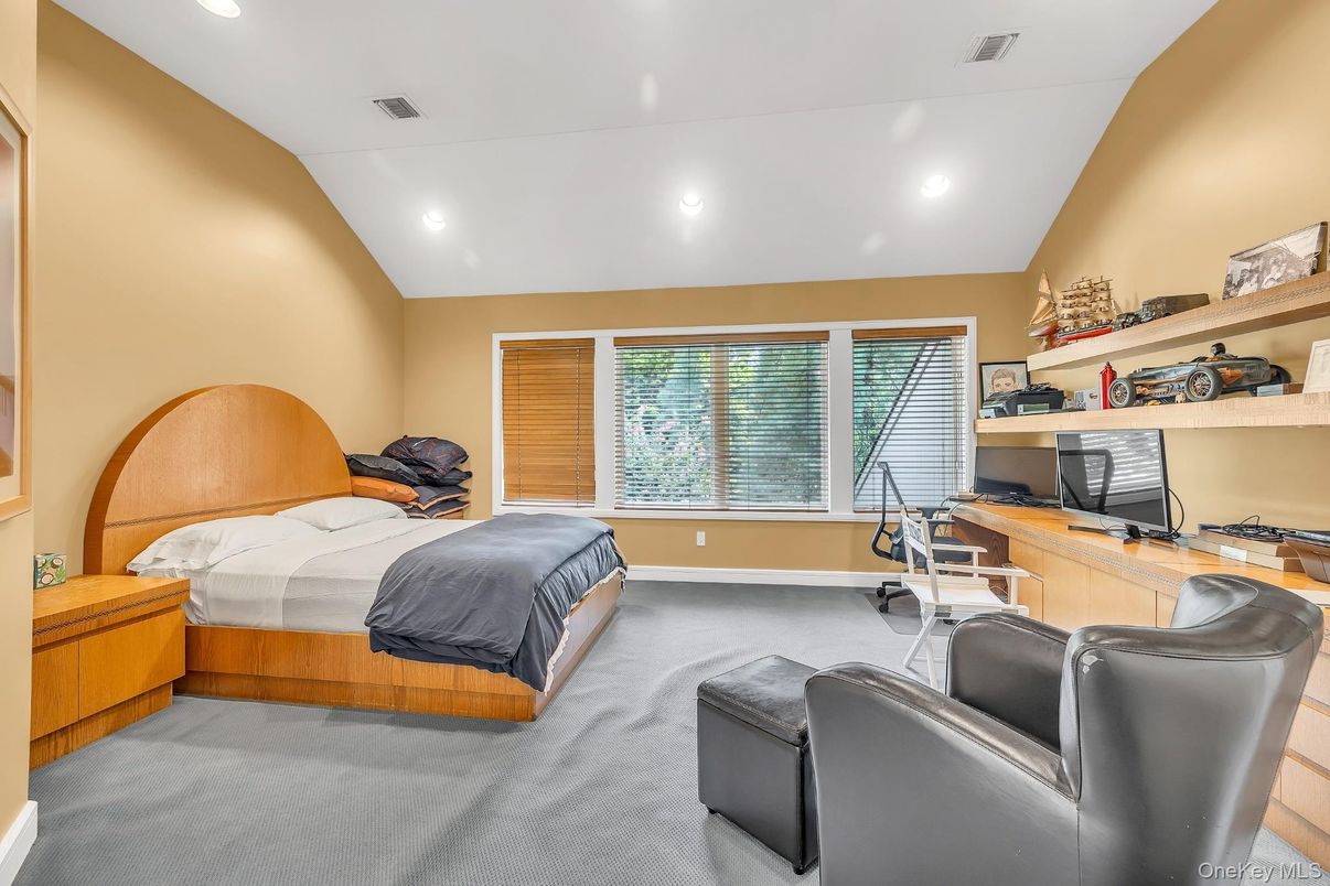 Bedroom, Home Office, Interior, Recessed Lighting