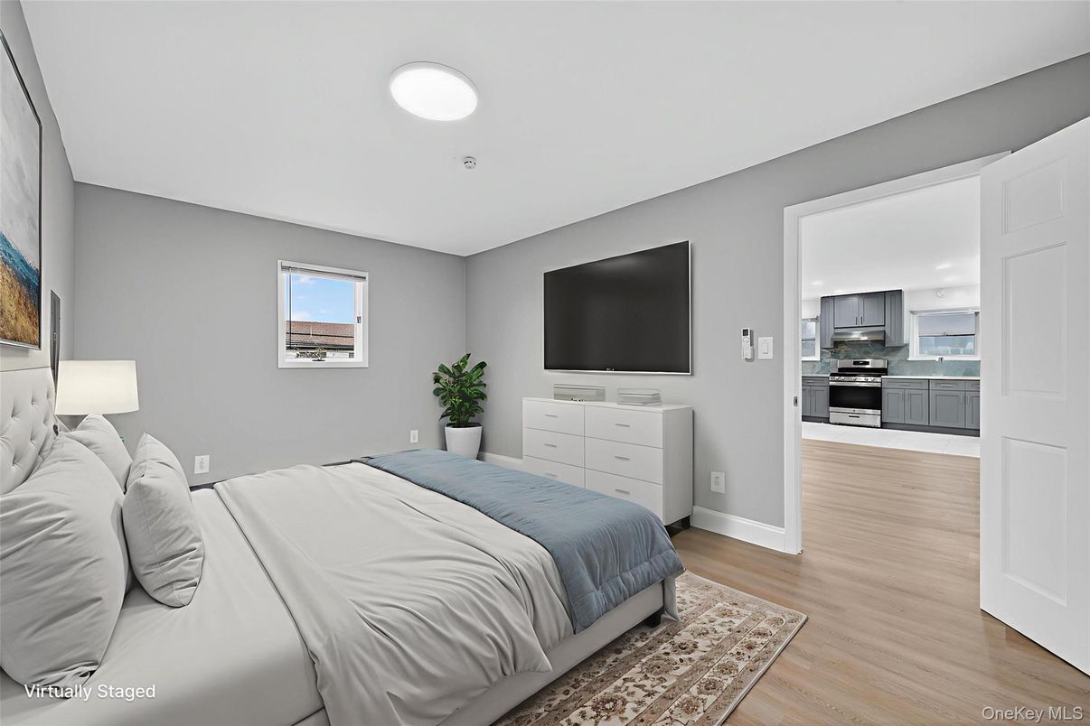 Bedroom, Interior, Kitchen, Stainless Steel Appliances, Wood Texture Flooring