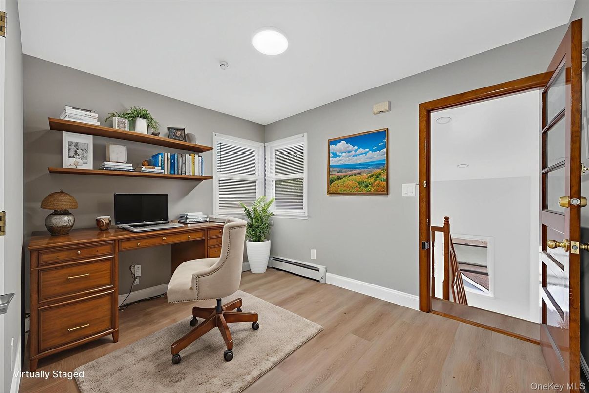 Home Office, Interior, Recessed Lighting, Wood Texture Flooring