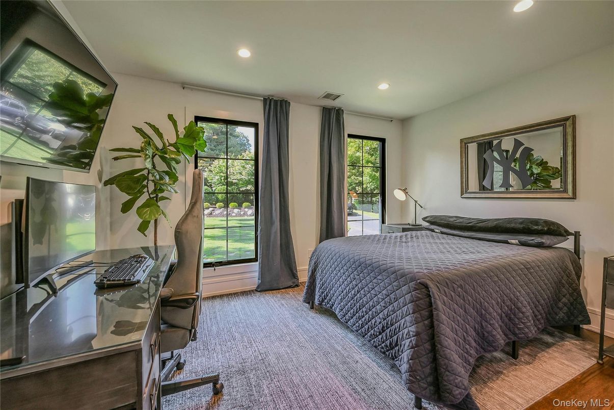 Bedroom, Home Office, Interior, Recessed Lighting
