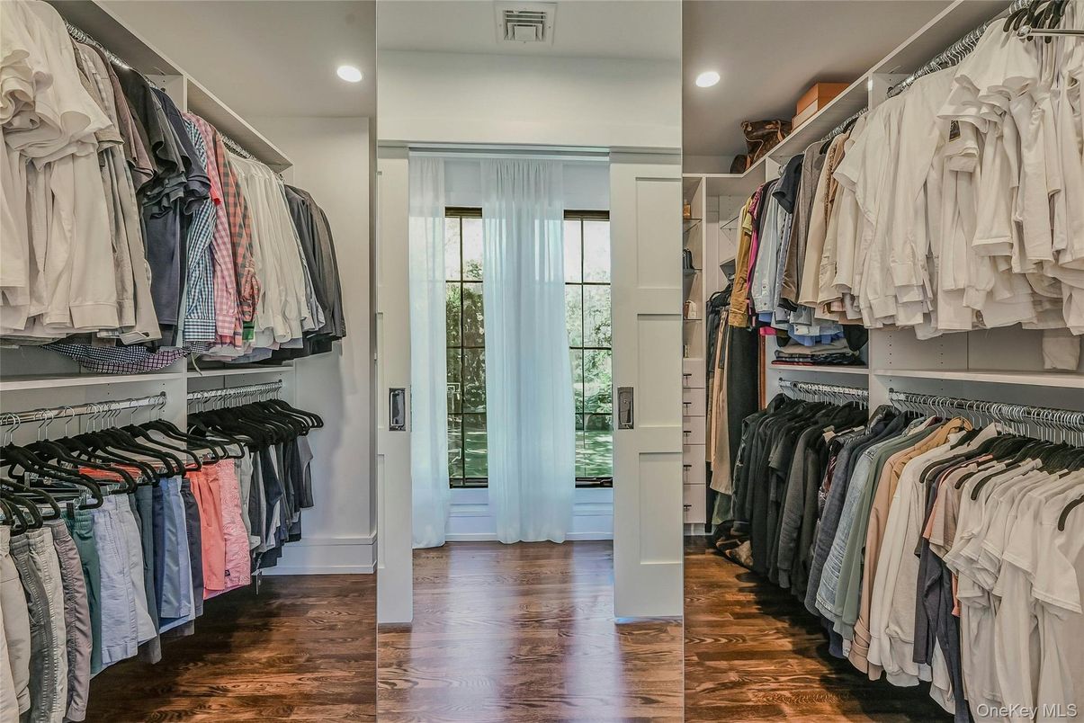 Interior, Recessed Lighting, Walk-in Closets, Wood Texture Flooring