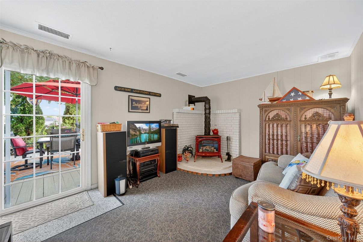 Interior, Living room