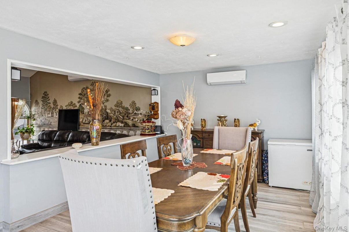 Dining room, Interior, Recessed Lighting, Wood Texture Flooring