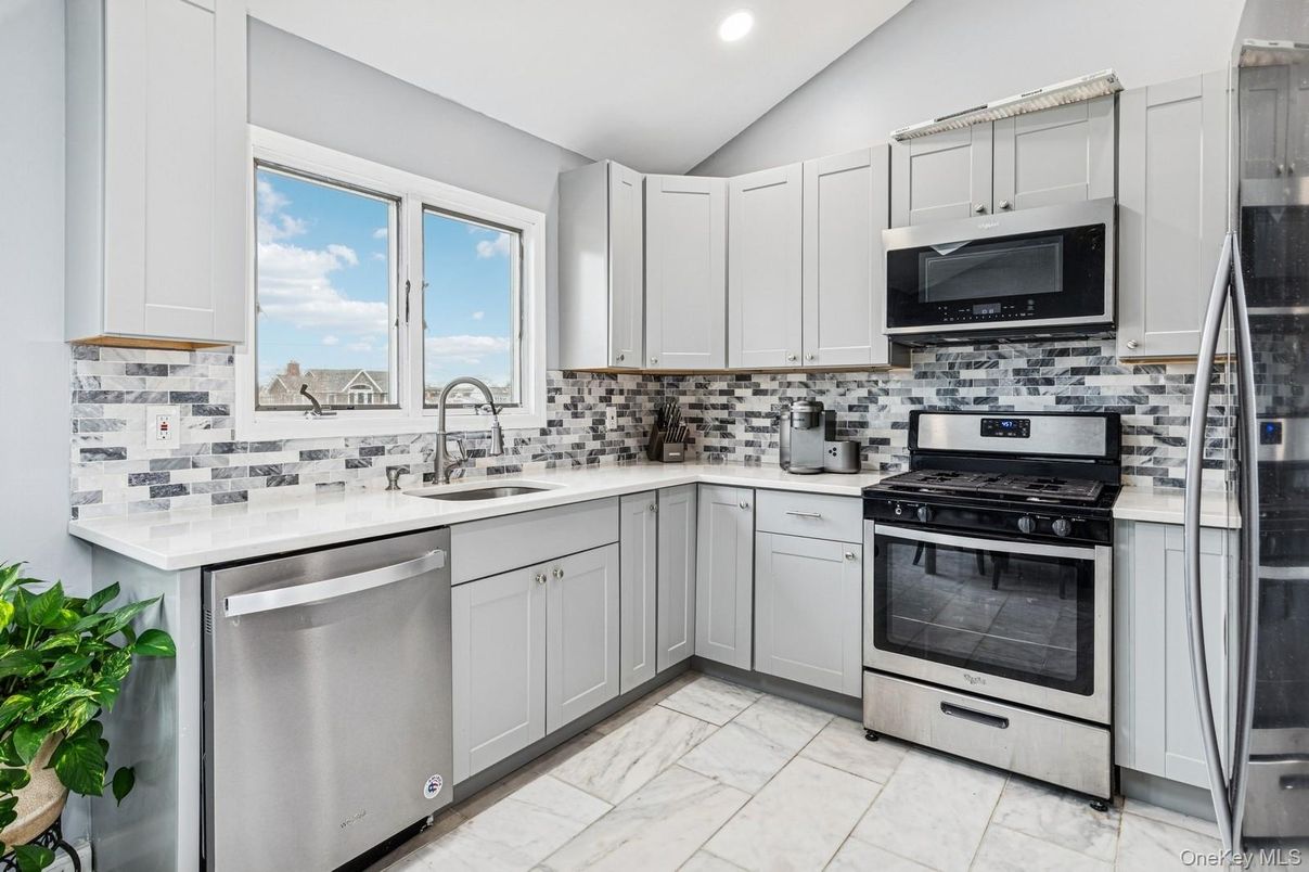 Interior, Kitchen, Marble, Recessed Lighting, Stainless Steel Appliances