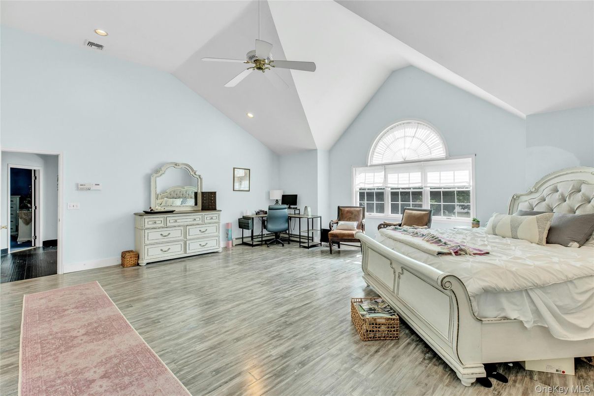 Bedroom, Home Office, Interior, Recessed Lighting, Wood Texture Flooring
