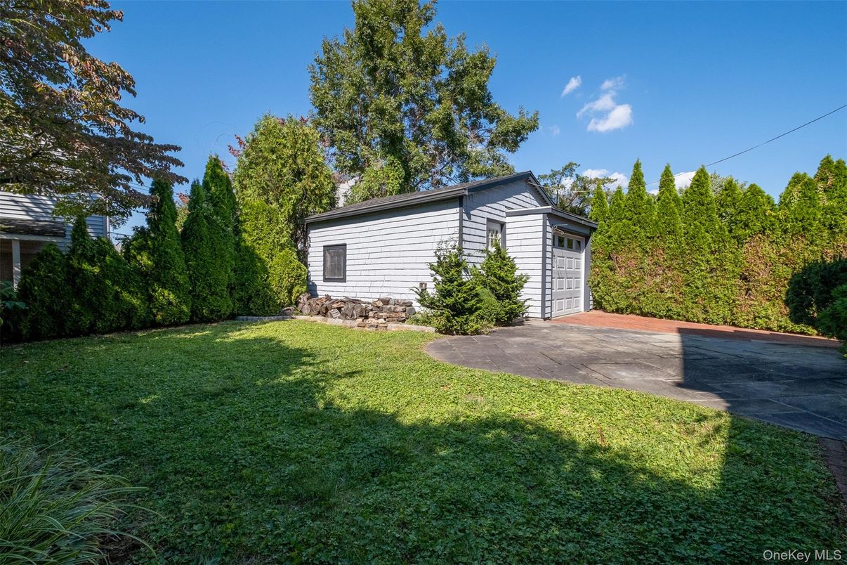 Backyard, Detached Garage, Exterior