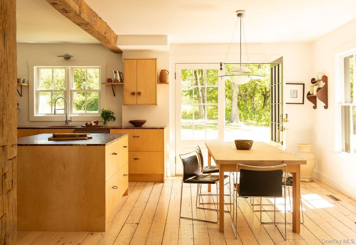 Dining room, Interior, Kitchen, Pendant Lights, Wooden Beams, Wood Texture Flooring