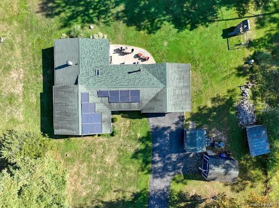 Exterior, Drone