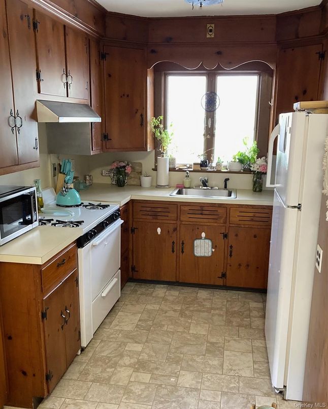 Interior, Kitchen