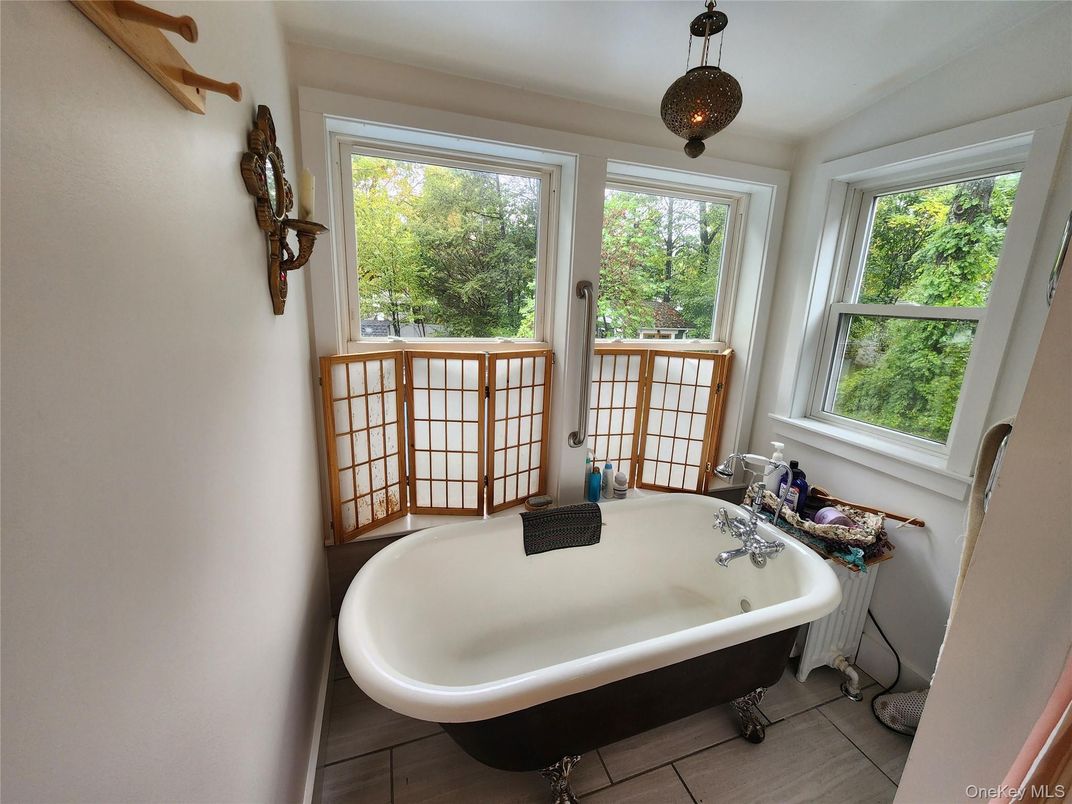 Bathroom, Free Standing Baths, Interior