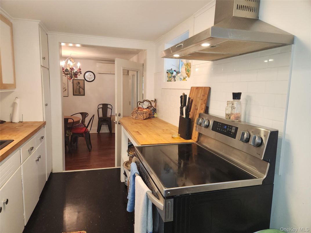 Chandelier, Interior, Kitchen, Stainless Steel Appliances, Wood Texture Flooring