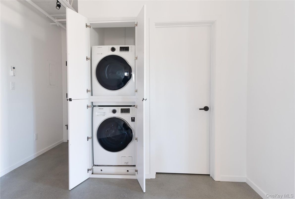 Interior, Utility Closets, Washer
