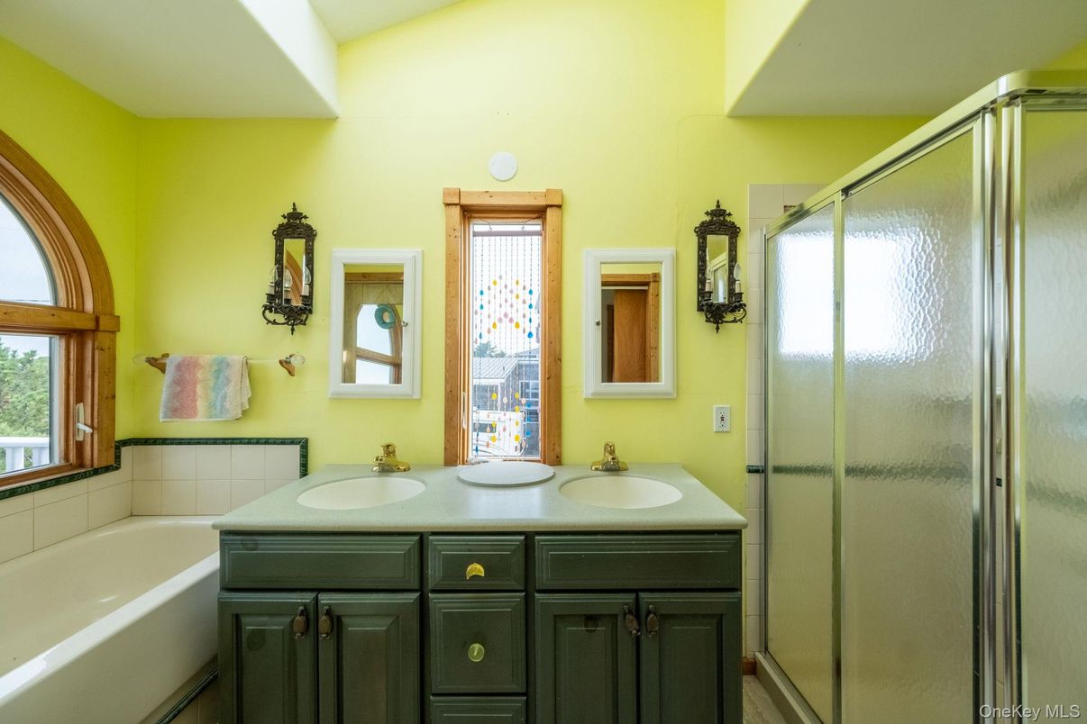 Bathroom, Dual Sink Vanities, Glass Shower, Interior
