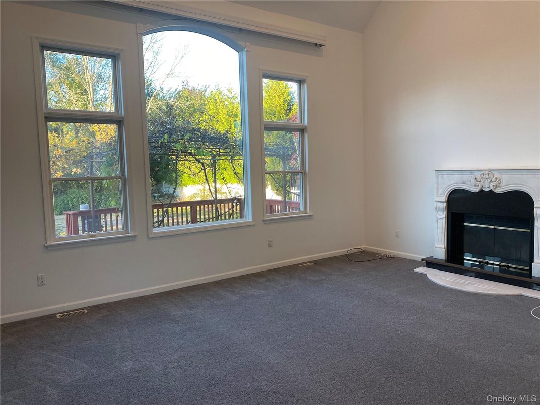 Empty room, Fireplace, Interior