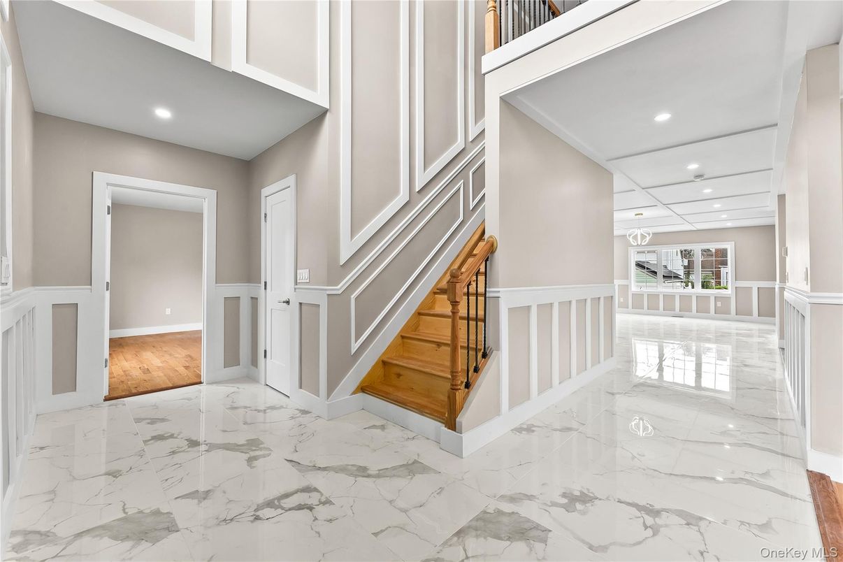 Interior, Marble, Recessed Lighting