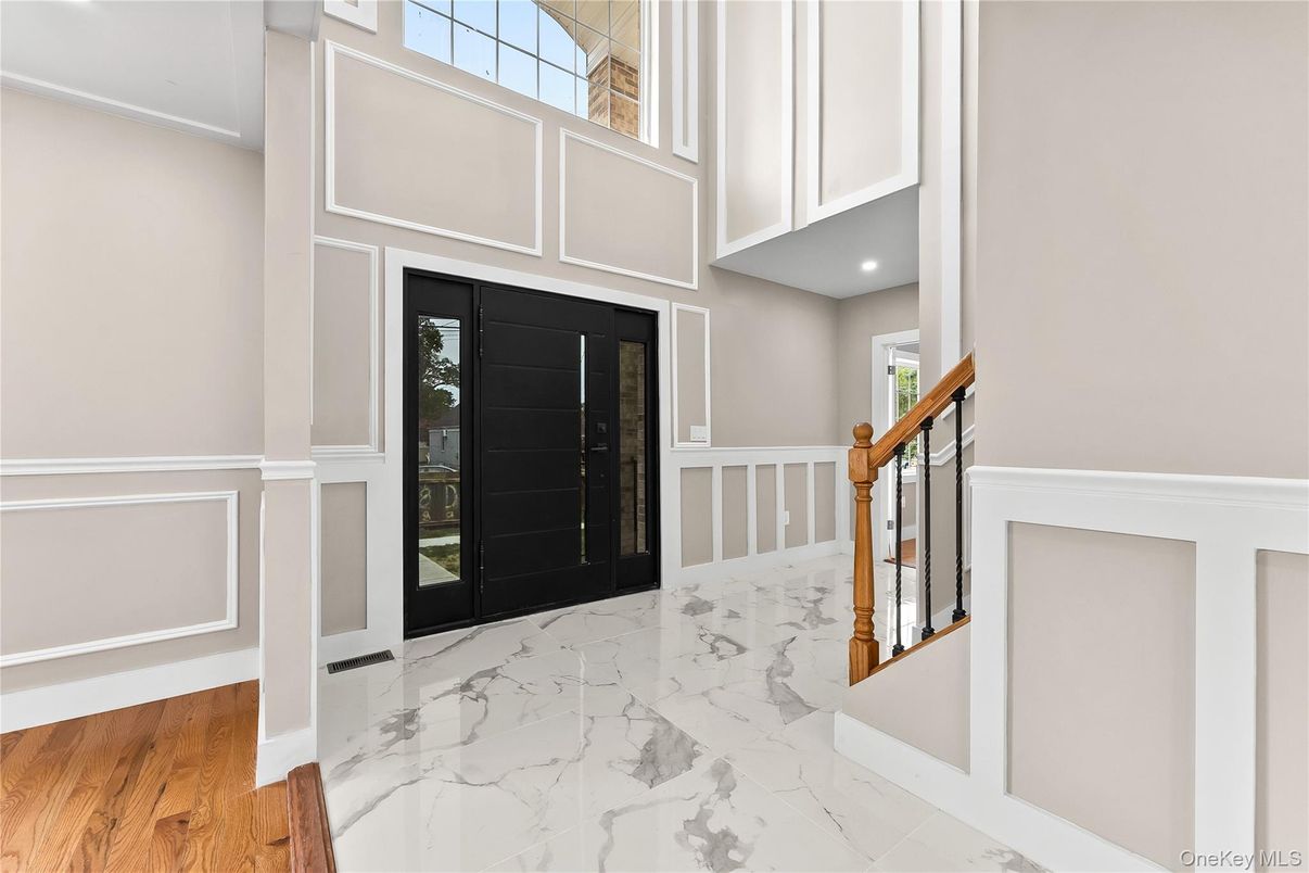 Interior, Marble, Recessed Lighting
