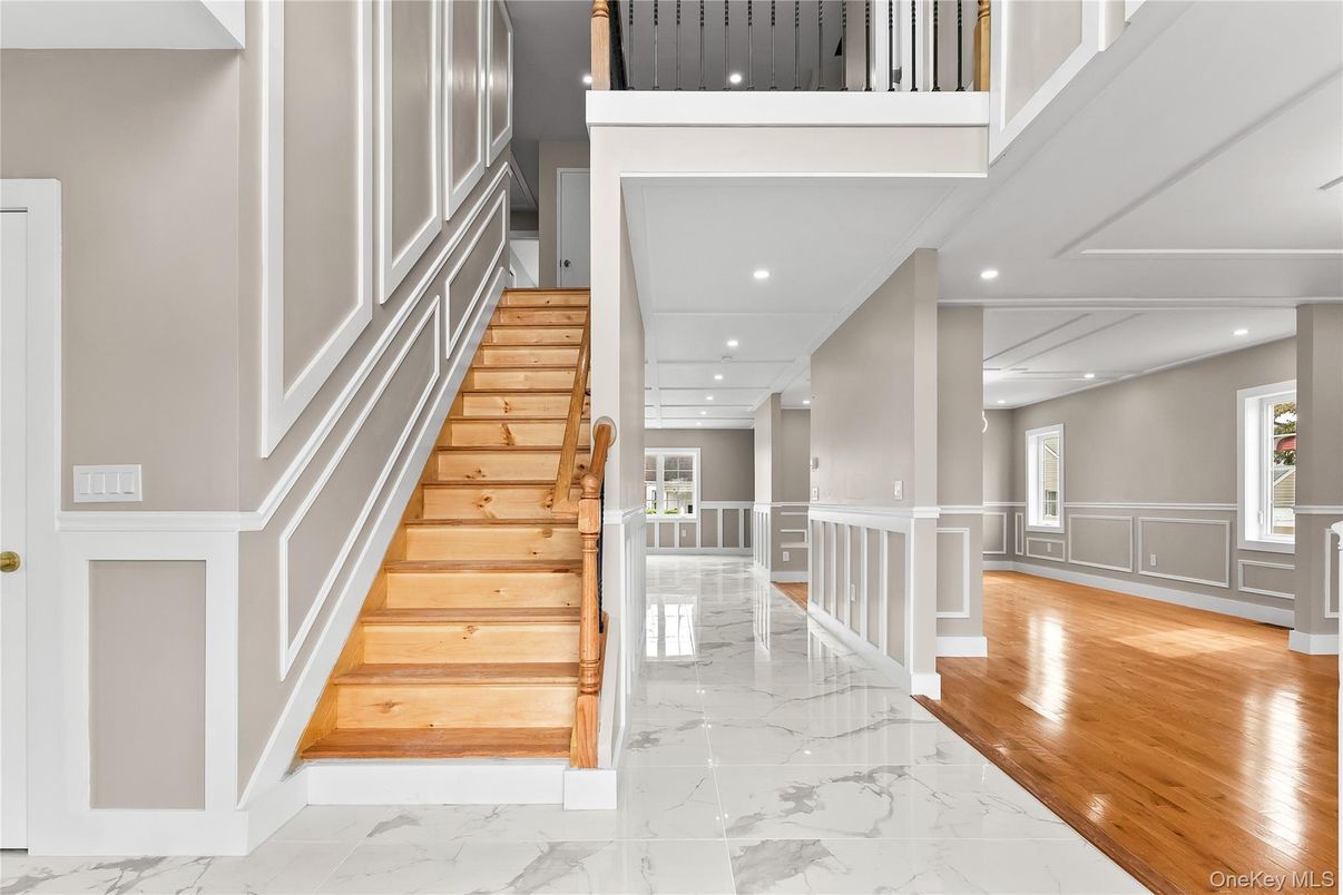 Interior, Marble, Recessed Lighting, Wood Texture Flooring