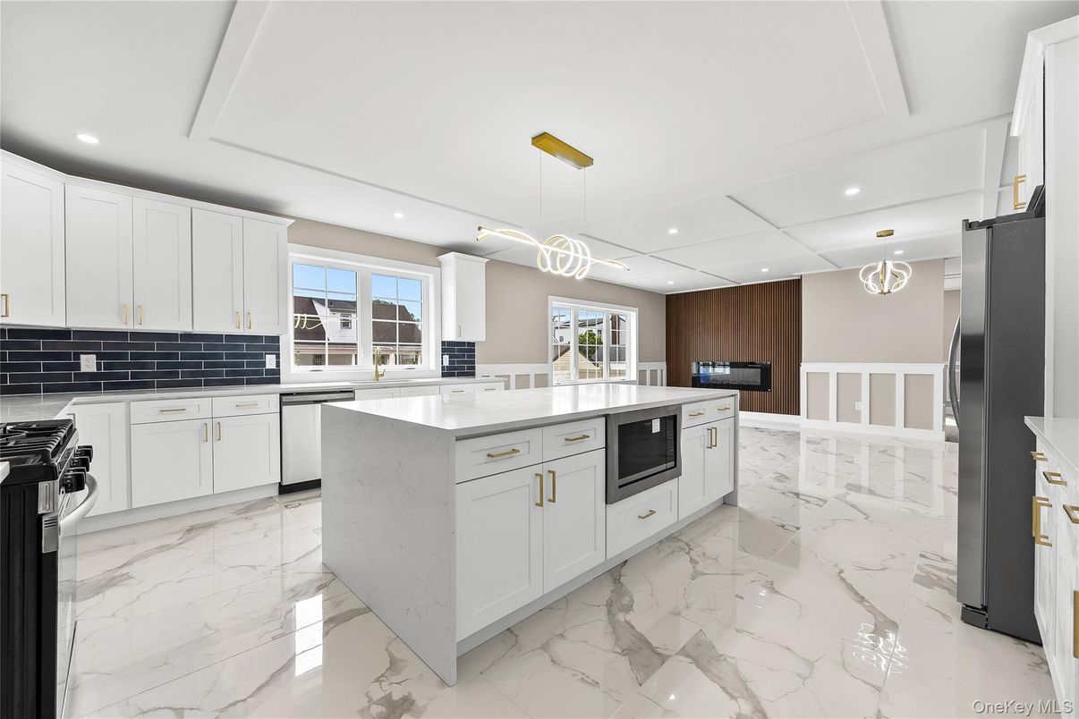 Interior, Kitchen, Marble, Pendant Lights, Recessed Lighting, Stainless Steel Appliances