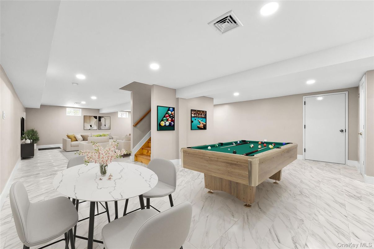 Billiard Table, Dining room, Game Room, Interior, Marble, Recessed Lighting