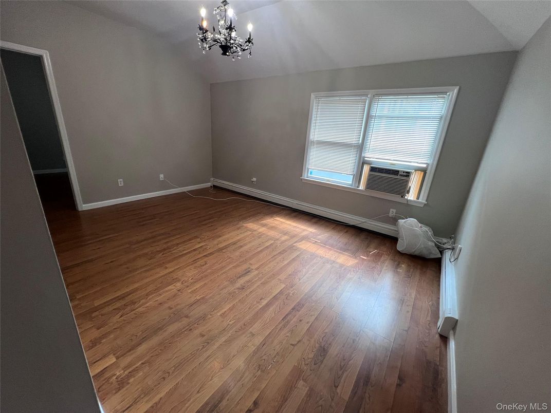 Chandelier, Empty room, Interior, Wood Texture Flooring