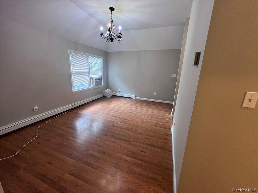 Chandelier, Empty room, Interior, Wood Texture Flooring