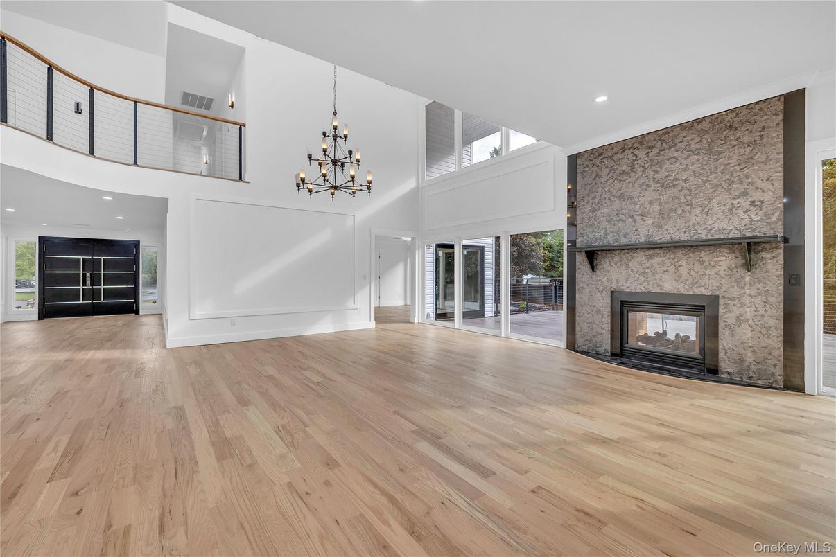 Chandelier, Fireplace, Interior, Pendant Lights, Recessed Lighting, Wood Texture Flooring