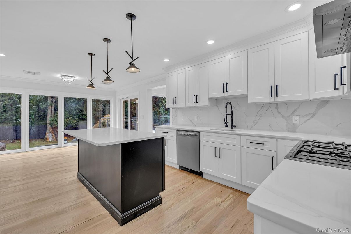 Interior, Kitchen, Marble Walls, Pendant Lights, Recessed Lighting, Wood Texture Flooring