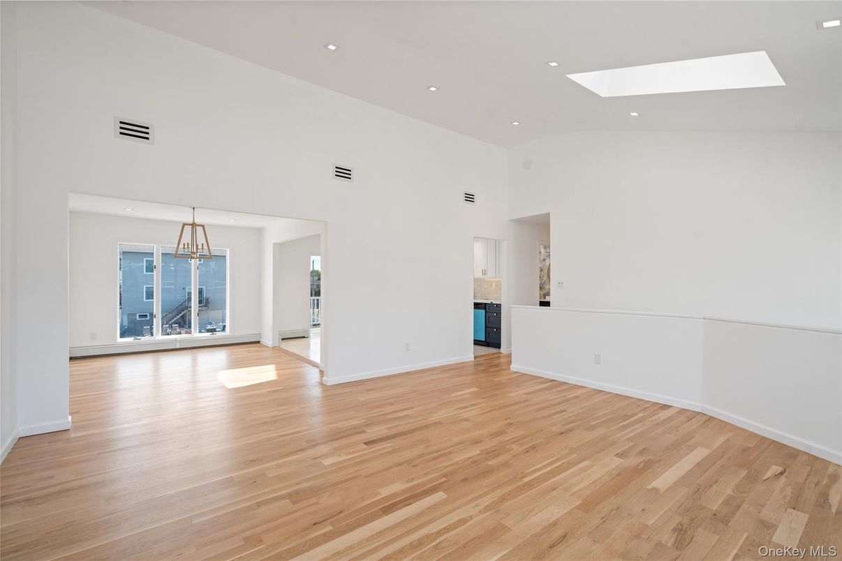 Empty room, Interior, Pendant Lights, Recessed Lighting, Wood Texture Flooring