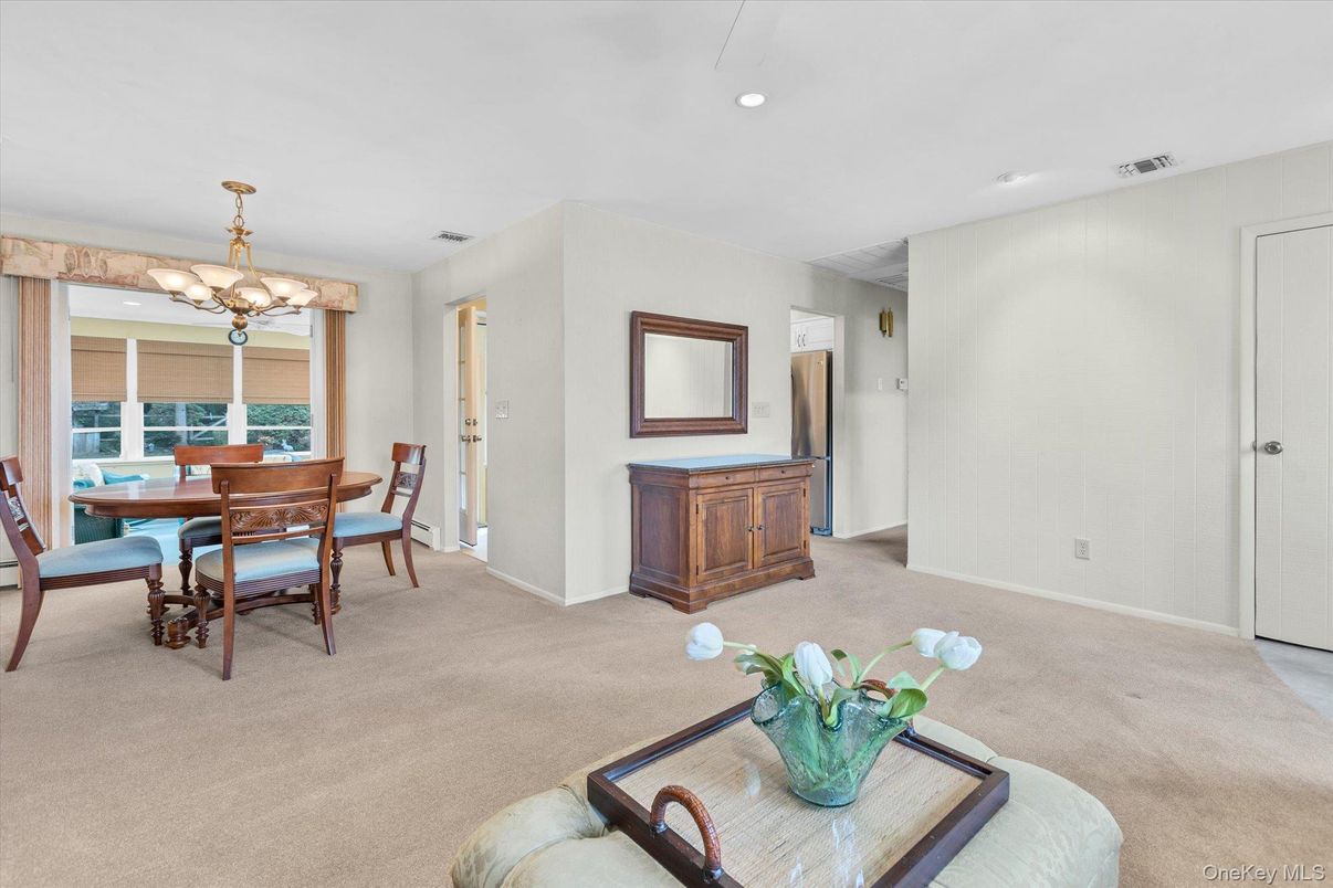 Chandelier, Dining room, Interior, Recessed Lighting