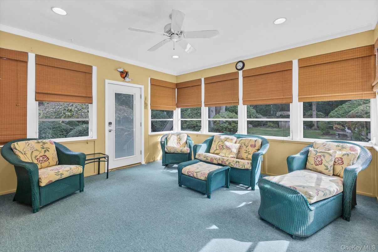 Interior, Living room, Recessed Lighting, Sun Room