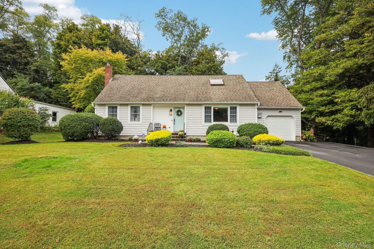 Attached, Backyard, Exterior, Facade, Cape Cod