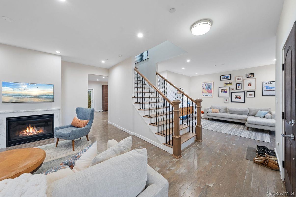 Fireplace, Interior, Living room, Recessed Lighting, Wood Texture Flooring