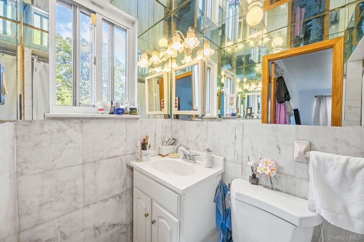 Bathroom, Interior, Marble Walls