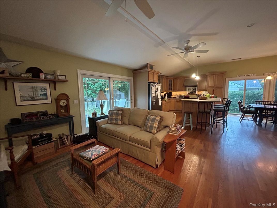 Dining room, Interior, Kitchen, Living room, Pendant Lights, Wood Texture Flooring