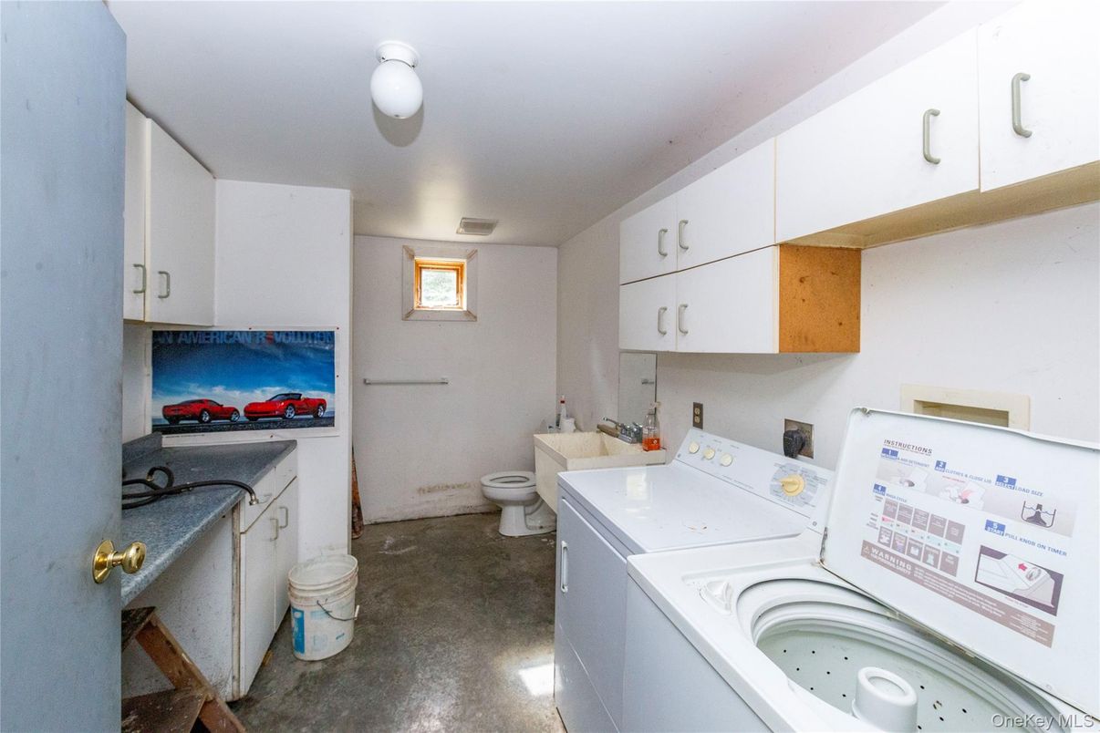 Interior, Washer