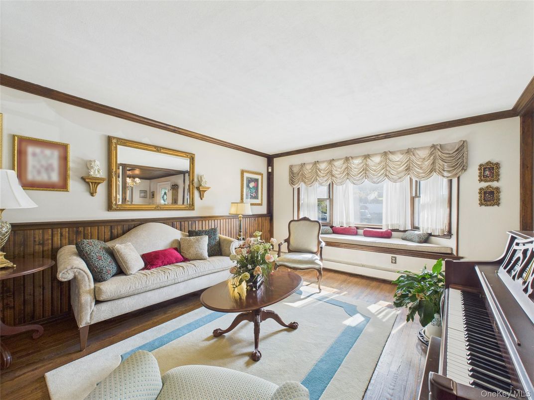 Interior, Living room, Piano, Wood Texture Flooring