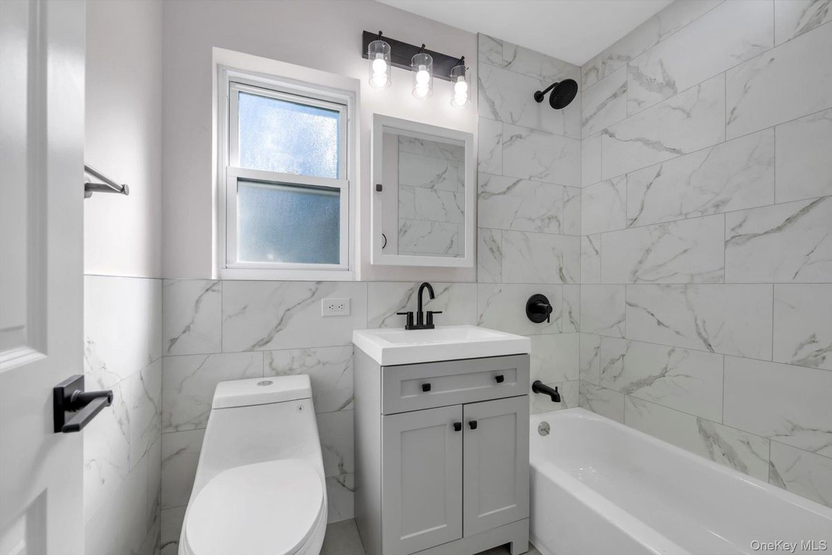Bathroom, Interior, Marble Walls
