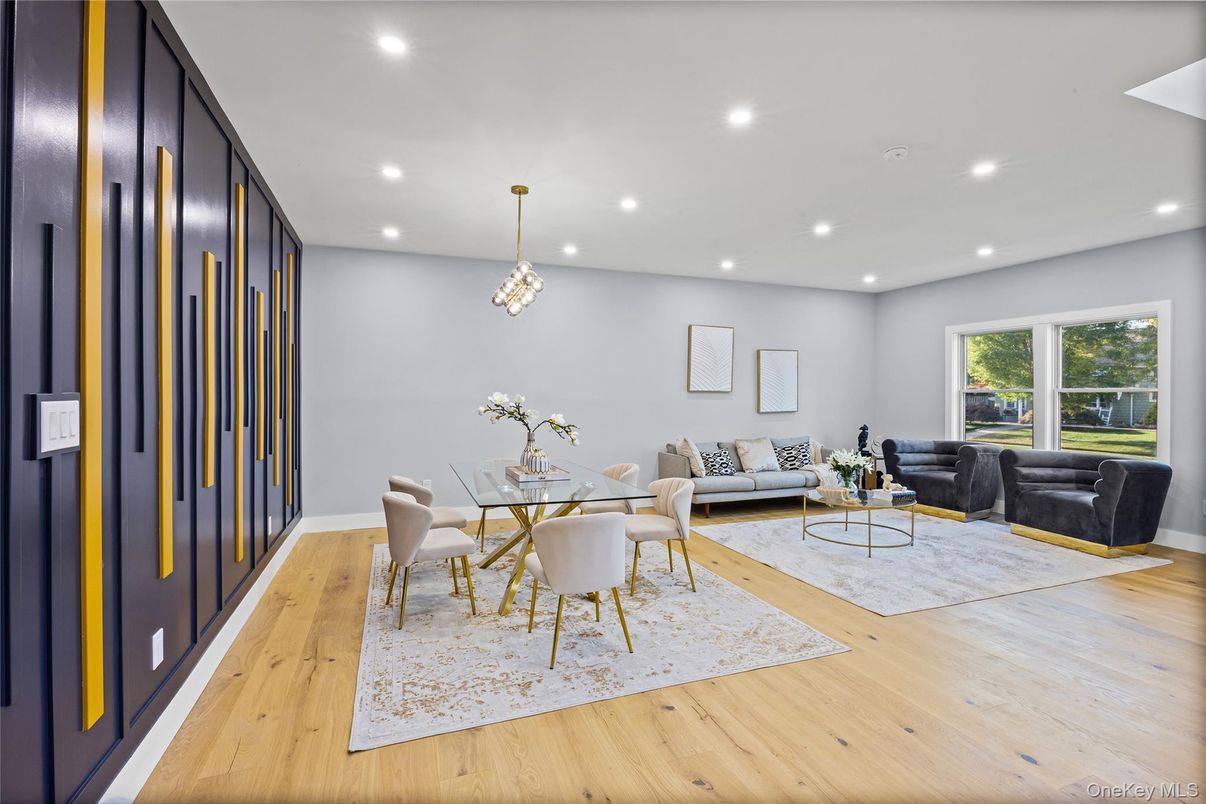 Dining room, Interior, Living room, Pendant Lights, Recessed Lighting, Wood Texture Flooring