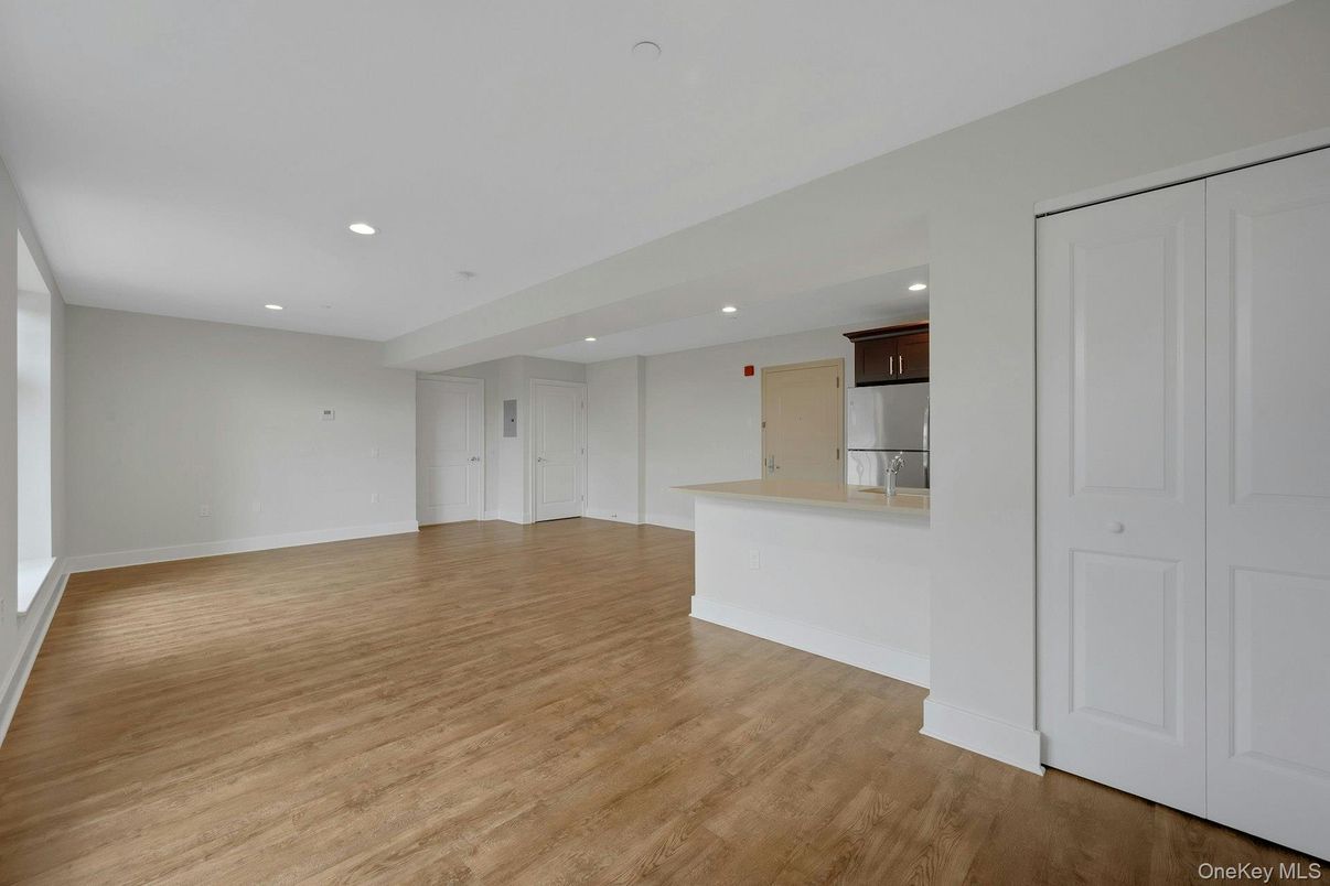 Empty room, Interior, Kitchen, Recessed Lighting, Wood Texture Flooring