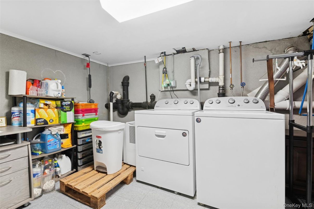 Interior, Utility Closets, Washer