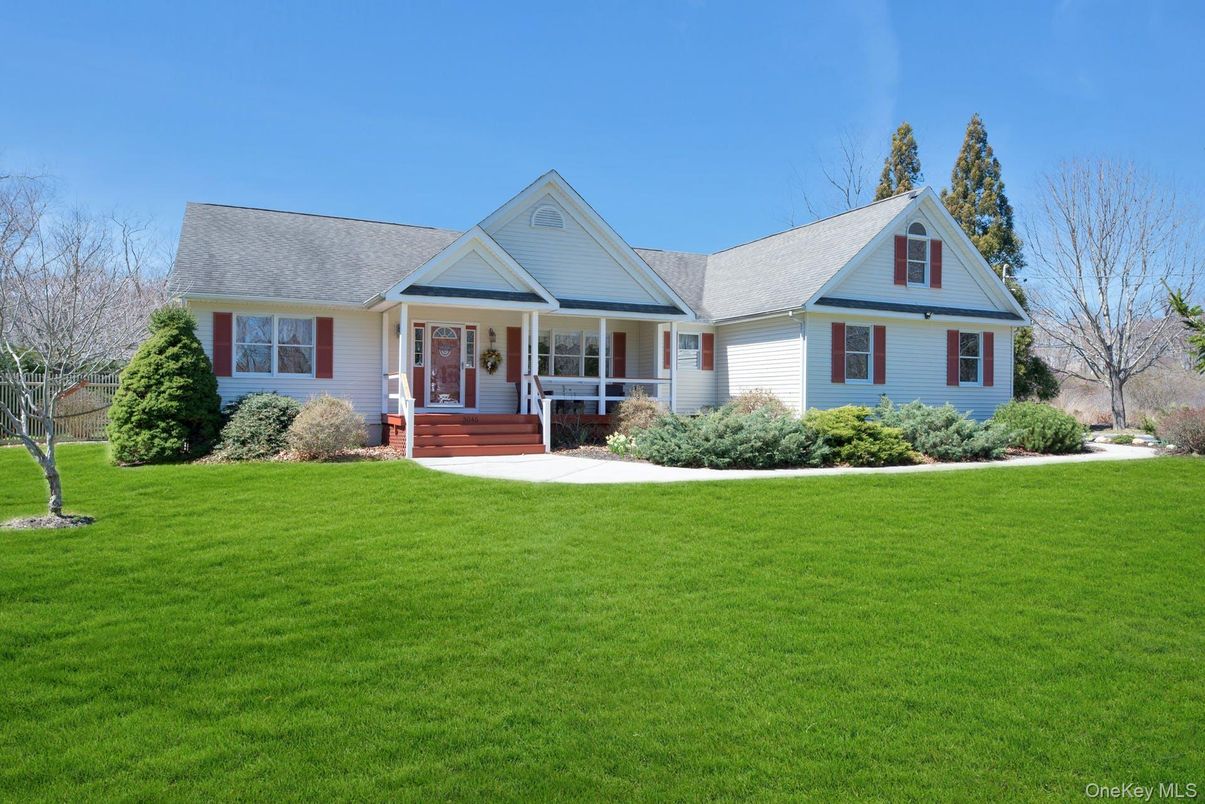 Exterior, Facade, Cape Cod