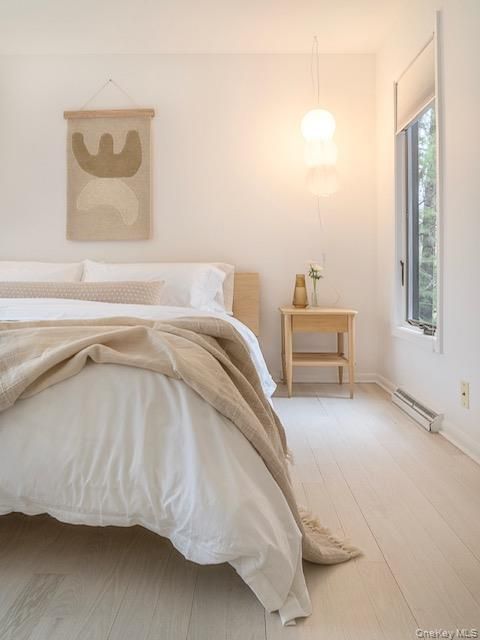 Bedroom, Interior, Pendant Lights, Wood Texture Flooring