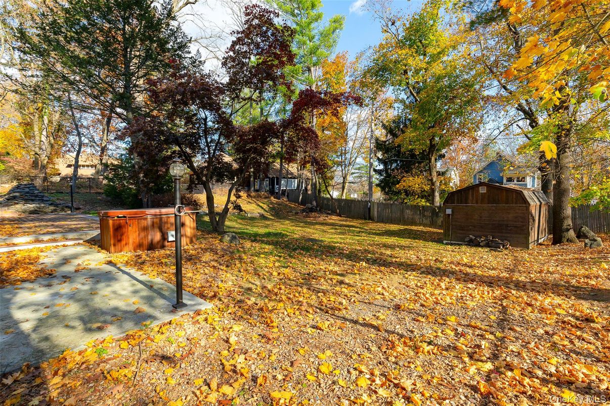 Backyard, Detached Garage, Exterior, Hot Tub