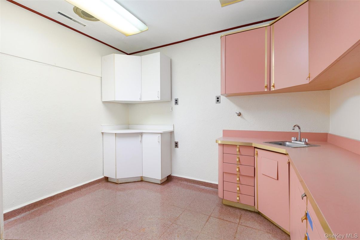 Interior, Kitchen, Washer