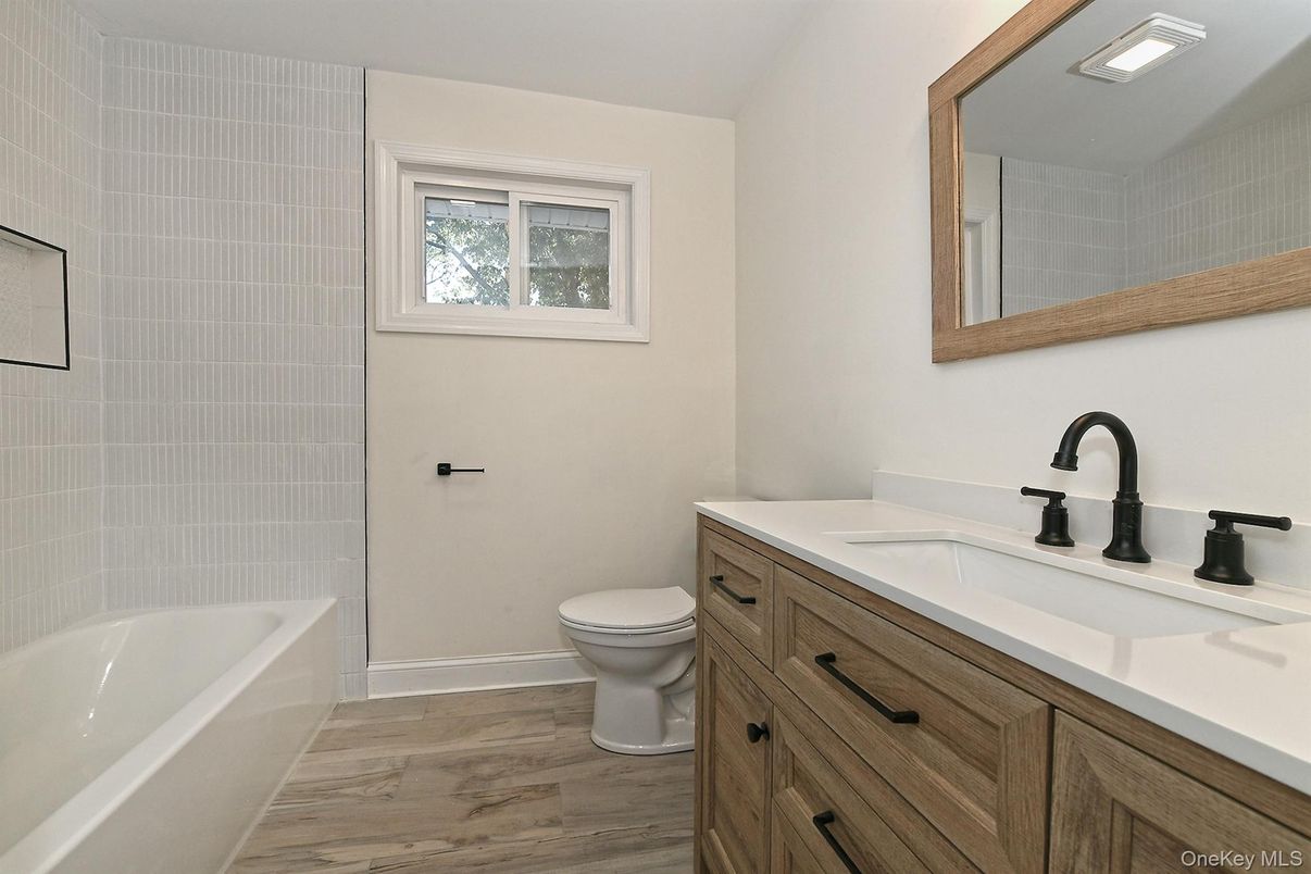 Bathroom, Dual Sink Vanities, Interior, Wood Texture Flooring